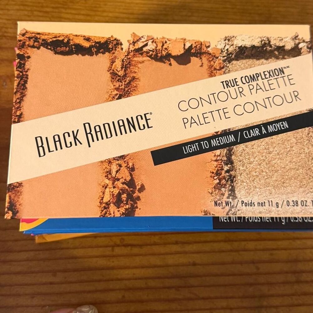 Black Radiance Contour Palette